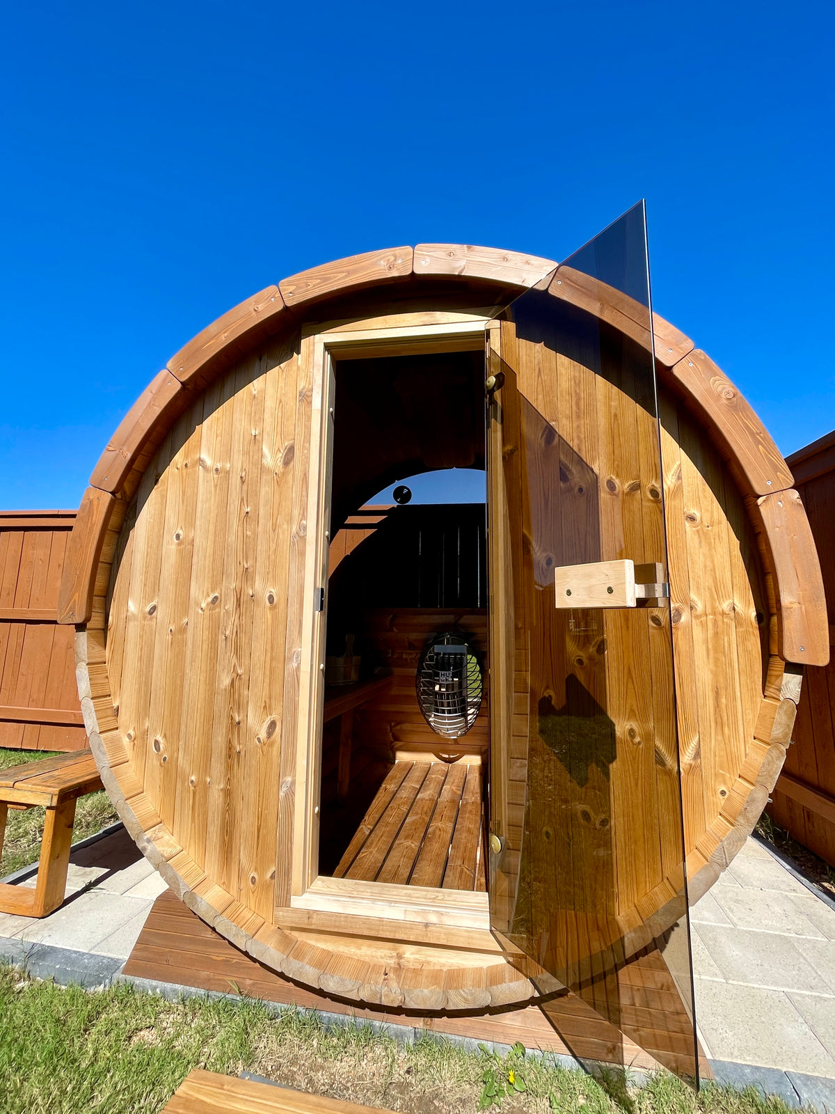 2 Person Barrel Sauna w/ Rear Window - E6W