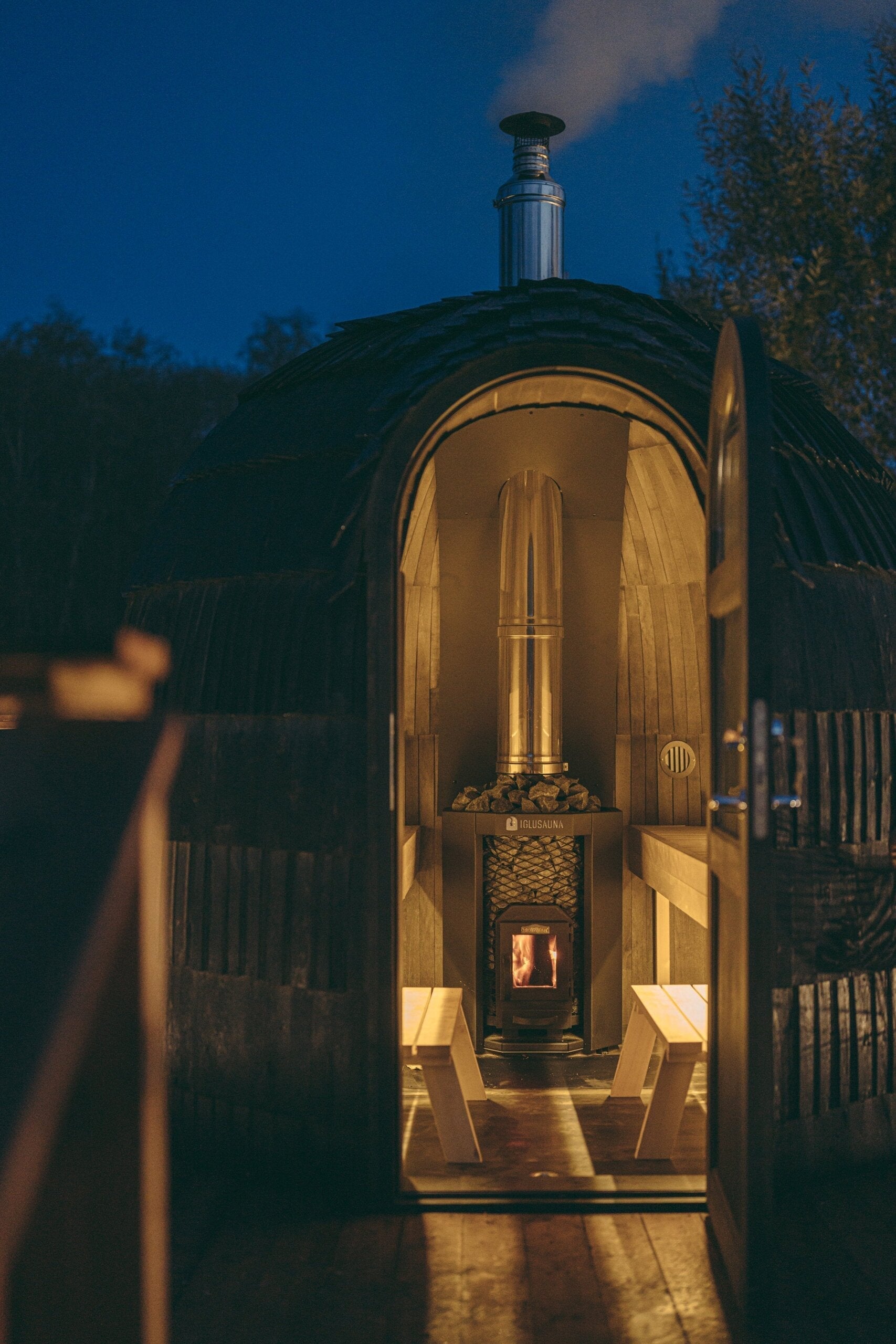 4 Person Outdoor Sauna - Iglucraft Single