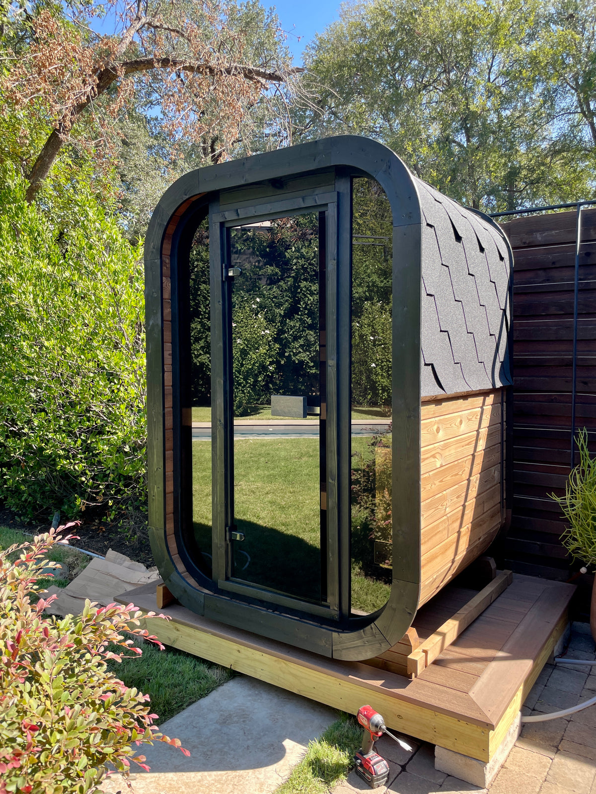 1-2 Person Outdoor Sauna - Model CL3G