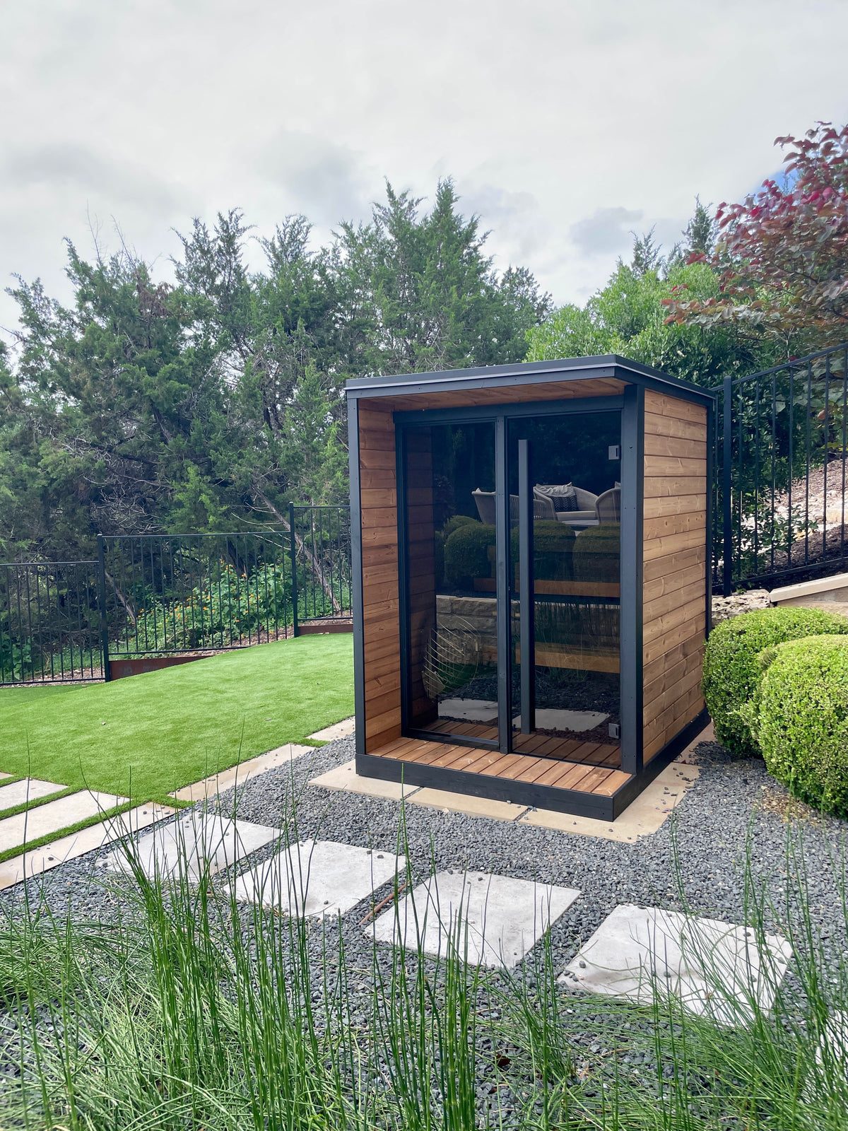 4 Person Outdoor Sauna - Model GL4