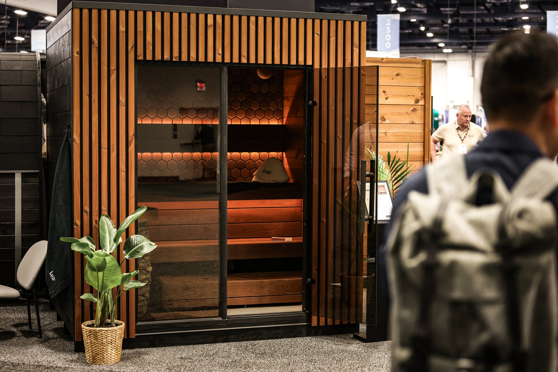 3 Person Outdoor Sauna - Leil® Viva 210