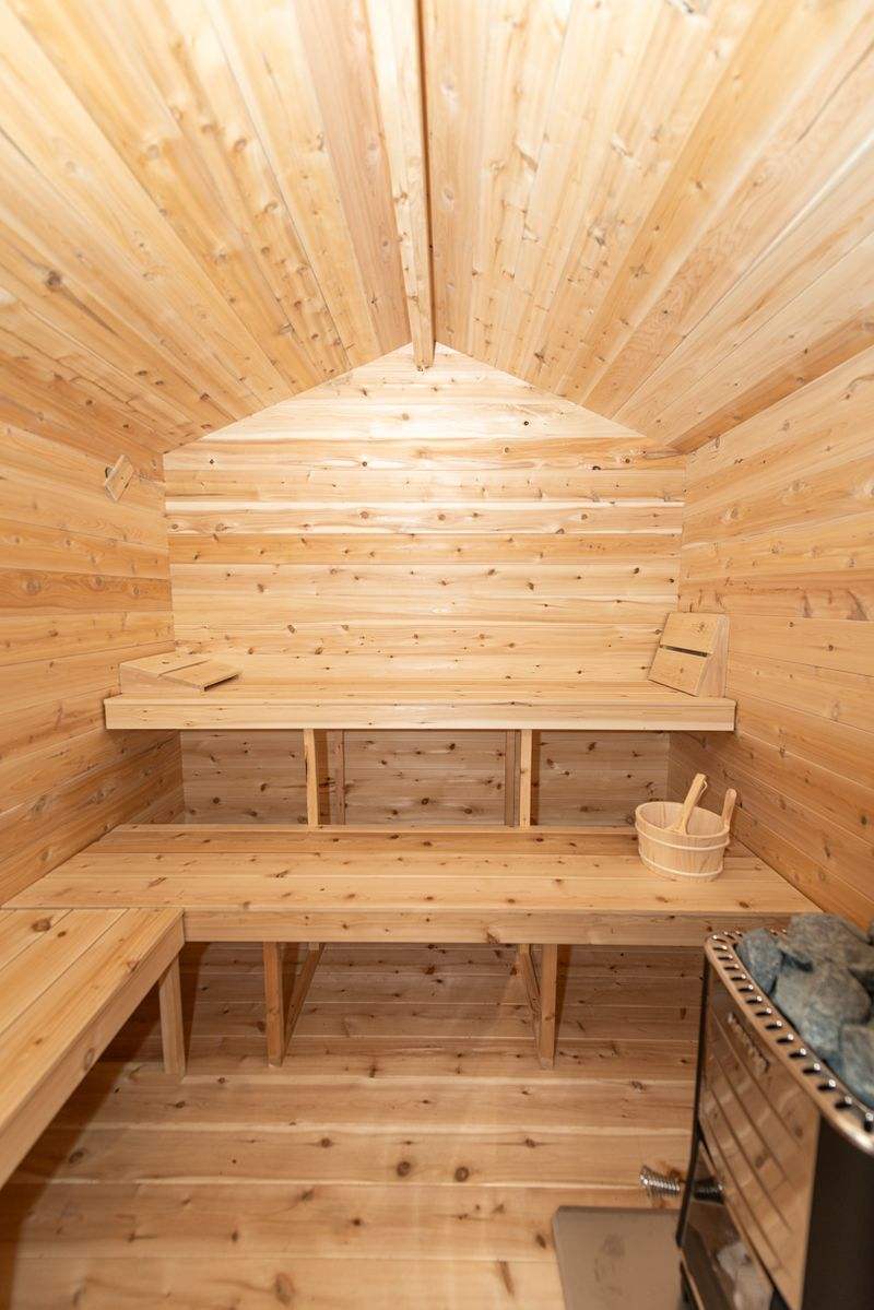 6 person cabin sauna