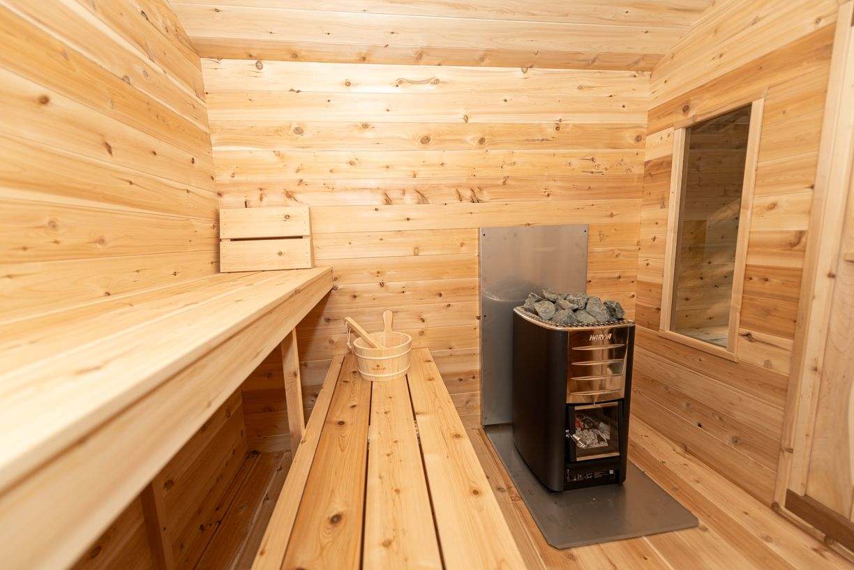 6 person cabin sauna
