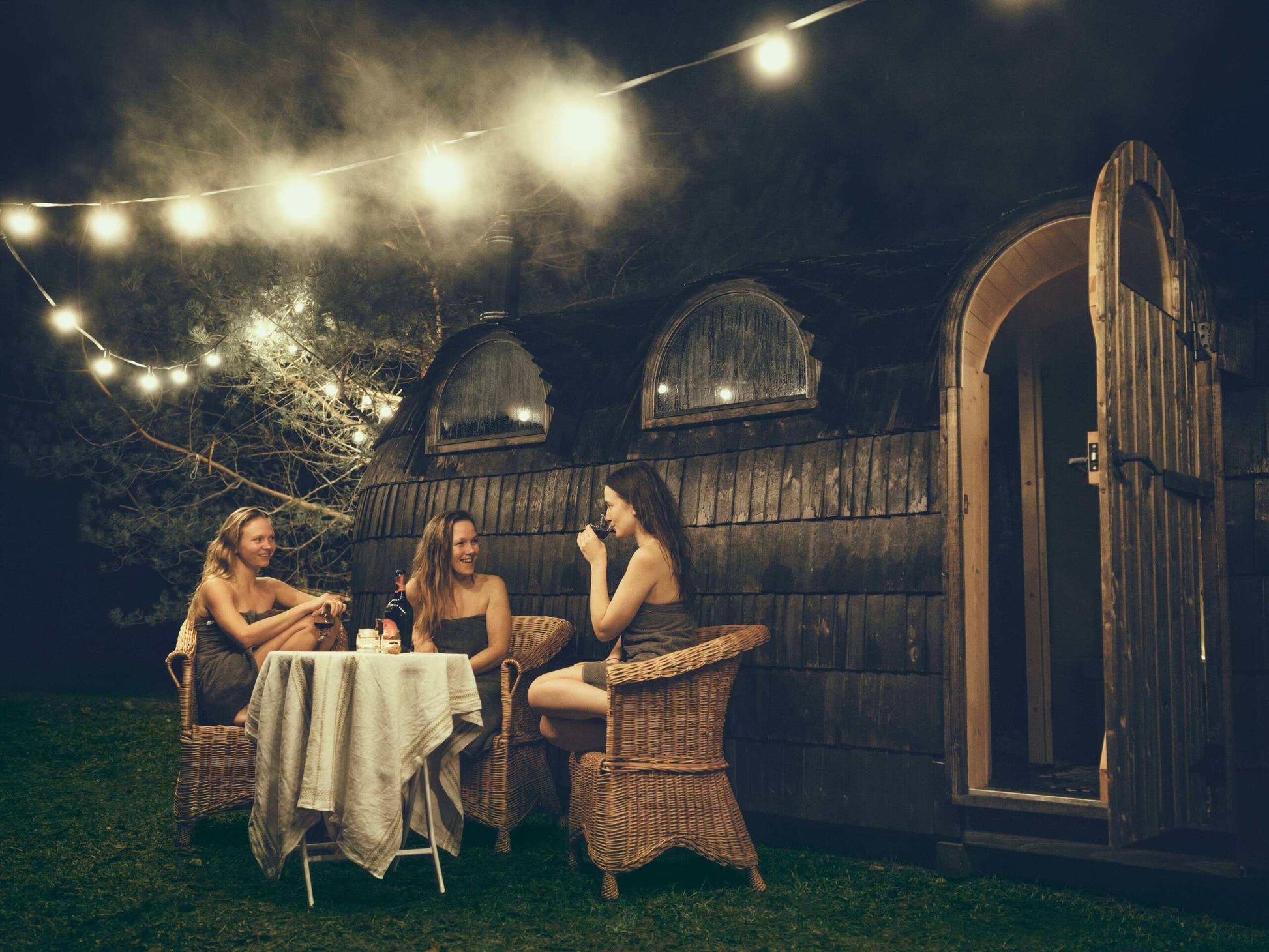 6 Person Outdoor Sauna - Iglucraft Triple