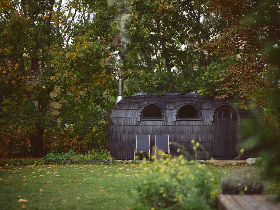 6 Person Outdoor Sauna - Iglucraft Triple