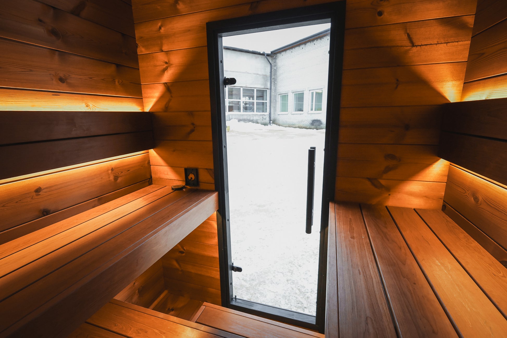 4 Person Outdoor Sauna - Leil® Viva 180