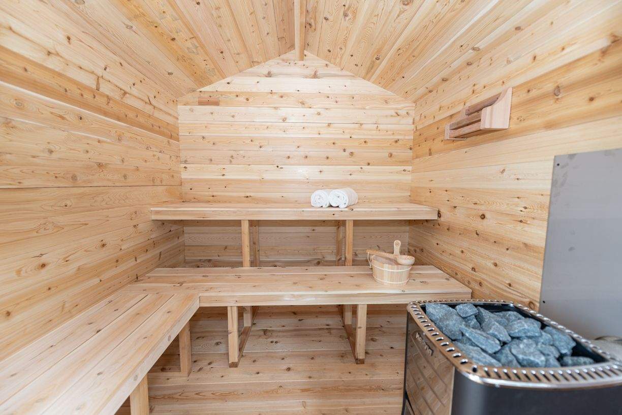 6 person cabin sauna