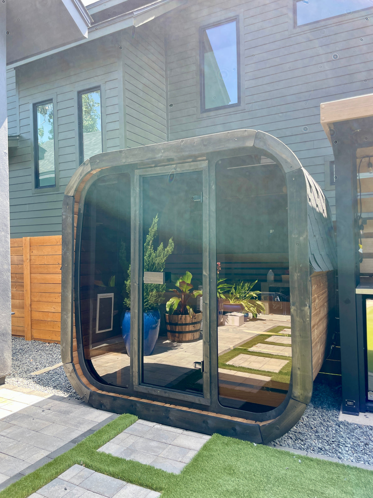 4 Person Outdoor Sauna - Model CL5G