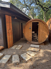 2 Person Outdoor Barrel Sauna installed on a gravel in Texas, E6, Öli Saunas