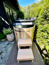 Wooden Barrel Cold Plunge with stainless steel tub on wooden deck in Texas, Öli Saunas